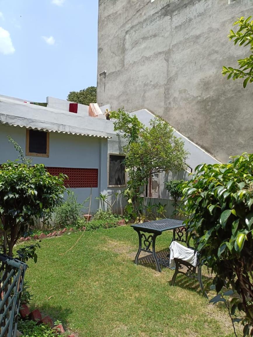 Tourist Guest House Amritsar Exterior foto