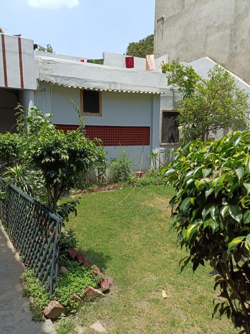 Tourist Guest House Amritsar Exterior foto