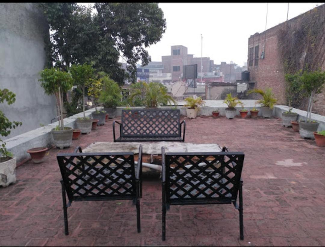 Tourist Guest House Amritsar Exterior foto